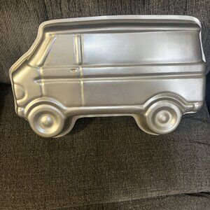 Vintage 1978 Wilton Party Van Cake Pan 502-7652 Scooby Doo School Bus Ambulance